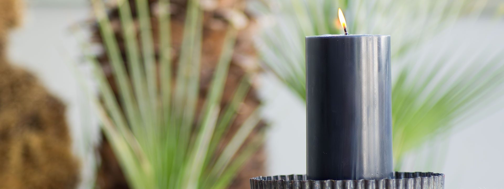 086909 023 s zylinderkerze shine schwarz ean summer memories 02 web