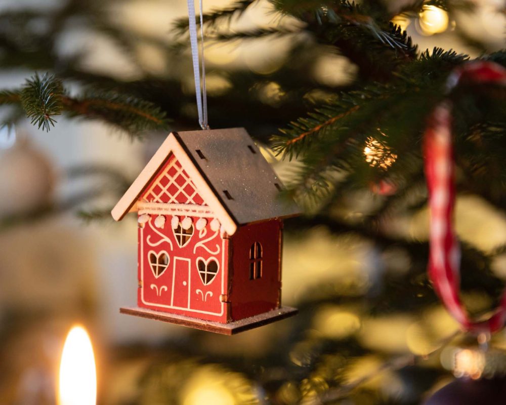 Haeuschen weihnachtsschmuck weihnachten vorbereitung