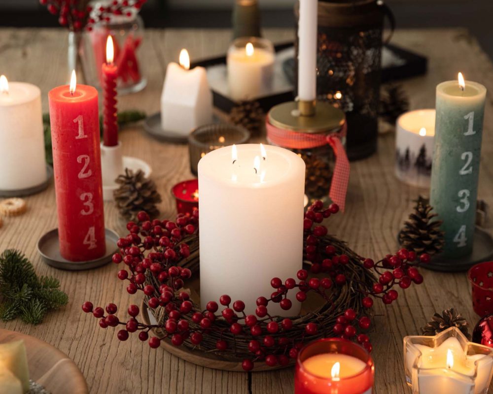 Kerzentisch weihnachten vorbereitung familie 1