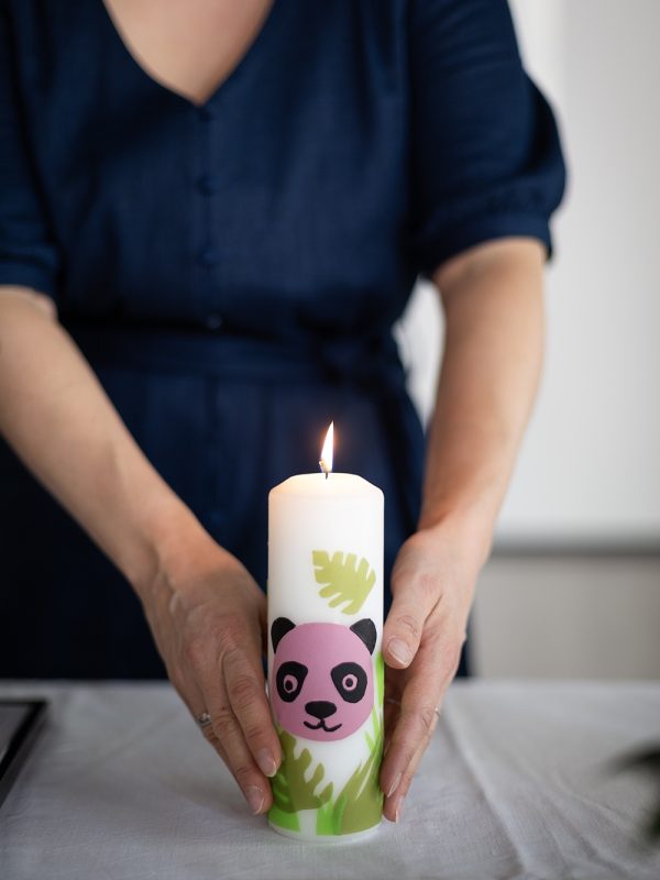 Taufkerze brennt diy