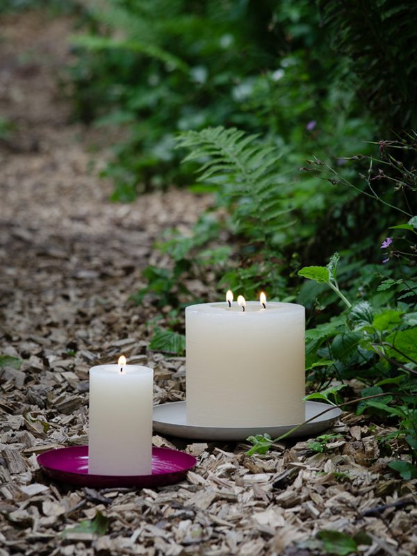 Balthasar s zylinderkerze rustico ecru 083496 226 EAN kerzenteller rot 441245 001 EAN mystic garden 02