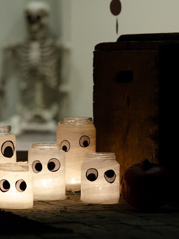 Halloween mumien windlichter deko skelett