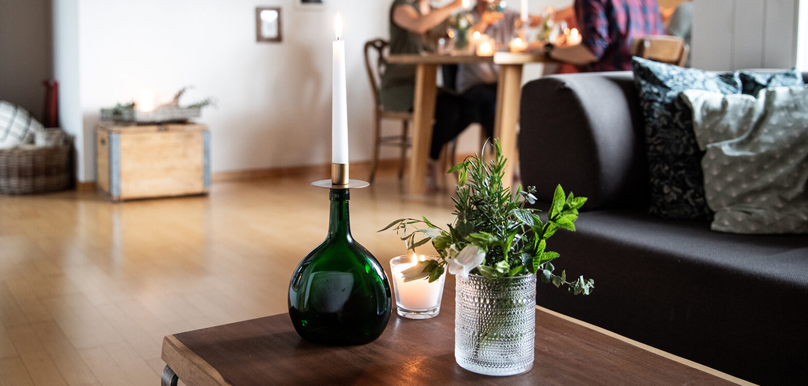 Moment freunde couchtisch