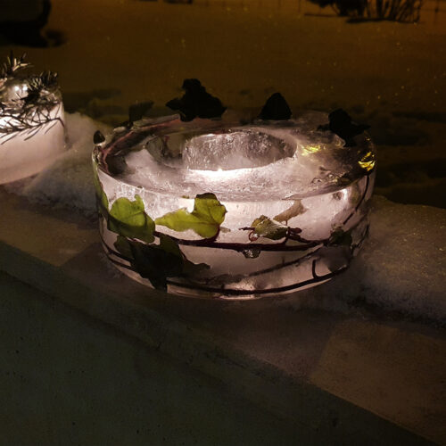 Eislaternen im dunkeln