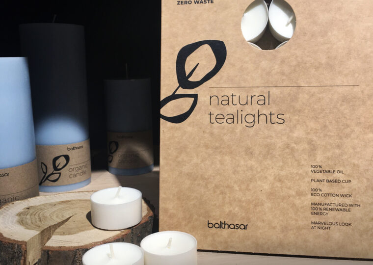 S062152 012 Natural Tealights