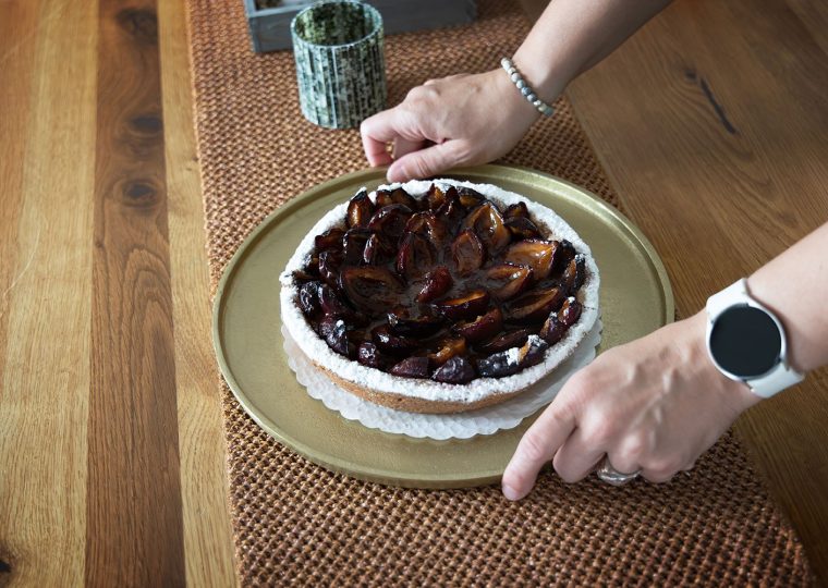 Time for hygge zwetgschenkuchen herbst